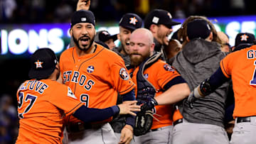 The 2017 Houston Astros are one of the best teams ever? Really, Yahoo?