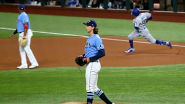 Tyler Glasnow no pudo dominar a la ofensiva de los Dodgers en la Serie Mundial