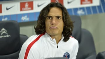 PARIS, FRANCE - SEPTEMBER 09: Edinson Cavani of Paris Saint-Germain reacts as he seats on the bench before the Ligue 1 match between Paris Saint-Germain and AS Saint Etienne at Parc des Princes on September 9, 2016 in Paris, France. (Photo by Aurelien Meunier/Getty Images)