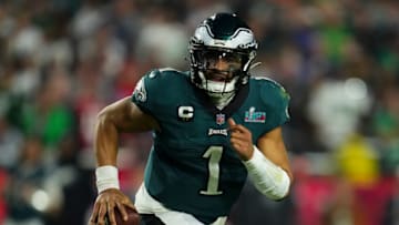 GLENDALE, AZ - FEBRUARY 12: Jalen Hurts #1 of the Philadelphia Eagles scrambles against the Kansas City Chiefs during the third quarter in Super Bowl LVII at State Farm Stadium on February 12, 2023 in Glendale, Arizona. (Photo by Cooper Neill/Getty Images)
