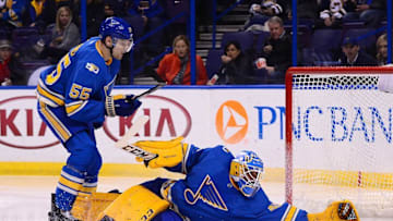 Jan 7, 2017; St. Louis, MO, USA; St. Louis Blues goalie Carter Hutton (40) makes a save against the Dallas Stars during the third period at Scottrade Center. The Blues won 4-3. Mandatory Credit: Jeff Curry-USA TODAY Sports