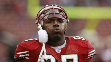 49ers defensive end Bryant Young on the sidelines as the San Francisco 49ers defeated the Houston Texans in overtime by a score of 20 to 17 at Monster Park, San Francisco, California, January 1, 2006. (Photo by Robert B. Stanton/NFLPhotoLibrary)