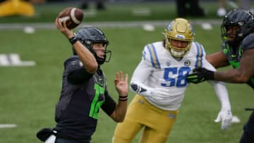 Tyler Shough, Oregon Ducks, Datona Jackson, UCLA Bruins. (USA Today)