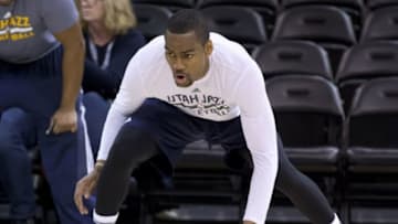 Dec 31, 2016; Salt Lake City, UT, USA; Utah Jazz guard Alec Burks (10) works out prior to the game against the Phoenix Suns at Vivint Smart Home Arena. Mandatory Credit: Russ Isabella-USA TODAY Sports