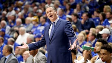 LEXINGTON, KY - DECEMBER 29: John Calipari the head coach of the Kentucky Wildcats gives instructions to his team against the Louisville Cardinals during the game at Rupp Arena on December 29, 2017 in Lexington, Kentucky. (Photo by Andy Lyons/Getty Images)