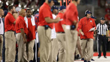 TUCSON, AZ - NOVEMBER 11: Head coach Rich Rodriguez (R) of the Arizona Wildcats walks the sidelines during the first half of the college football game against the Oregon State Beavers at Arizona Stadium on November 11, 2017 in Tucson, Arizona. (Photo by Christian Petersen/Getty Images)