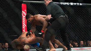 LAS VEGAS, NV - MARCH 04: (R-L) Alistair Overeem of the Netherlands knocks out Mark Hunt of New Zealand in their heavyweight bout during the UFC 209 event at T-Mobile arena on March 4, 2017 in Las Vegas, Nevada. (Photo by Brandon Magnus/Zuffa LLC/Zuffa LLC via Getty Images)