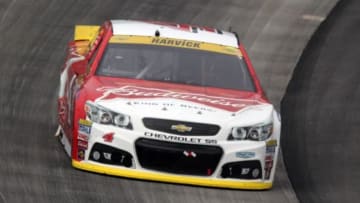 Oct 4, 2015; Dover, DE, USA; NASCAR Sprint Cup Series driver Kevin Harvick (4) races during the AAA 400 at Dover International Speedway. Mandatory Credit: Matthew O