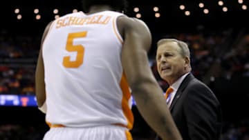 COLUMBUS, OHIO - MARCH 24: Head coach Rick Barnes of the Tennessee Volunteers speaks with Admiral Schofield #5 after a play against the Iowa Hawkeyes during their game in the Second Round of the NCAA Basketball Tournament at Nationwide Arena on March 24, 2019 in Columbus, Ohio. (Photo by Elsa/Getty Images)