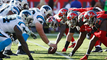 TAMPA, FL - JANUARY 01: Carolina Panthers face off at the line of scrimmage against the Tampa Bay Buccaneers during the game at Raymond James Stadium on January 1, 2017 in Tampa, Florida. The Buccaneers defeated the Panthers 17-16. (Photo by Joe Robbins/Getty Images) *** Local Caption ***