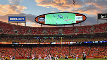 KANSAS CITY, MO - AUGUST 09: Quarterback Chad Henne #4 of the Kansas City Chiefs hands the ball off to running back Damien Williams #26 of the Kansas City Chiefs during the second half against the Houston Texans on August 9, 2018 at Arrowhead Stadium in Kansas City, Missouri. (Photo by Peter Aiken/Getty Images)