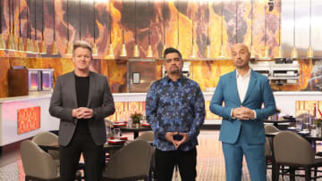MASTERCHEF: L-R: Host/judge Gordon Ramsay with judges Aarón Sánchez and Joe Bastianich in the “Hell’s Kitchen / Semi-Finals” episodes of MASTERCHEF airing Wednesday, September 13 (8:00-10:00 PM ET/PT).