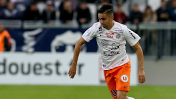 BORDEAUX, FRANCE - OCTOBER 18: Ryad Boudebouz for Montpellier Herault SC in action during the French Ligue 1 game between FC Girondins de Bordeaux and Montpellier Herault SC at Stade Matmut Atlantique on October 18, 2015 in Bordeaux, France. (Photo by Romain Perrocheau/Getty Images)
