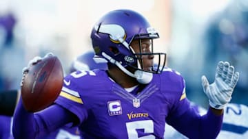 MINNEAPOLIS, MN - JANUARY 10: Teddy Bridgewater #5 of the Minnesota Vikings looks to pass in the first quarter against the Seattle Seahawks during the NFC Wild Card Playoff game at TCFBank Stadium on January 10, 2016 in Minneapolis, Minnesota. (Photo by Jamie Squire/Getty Images)
