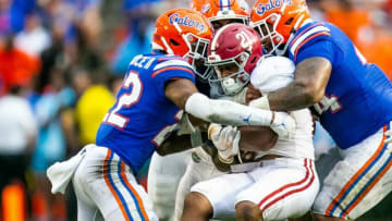[Doug Engle/Gainesville Sun]Flgai 091821 Flvsalabama