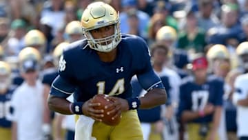 Sep 24, 2016; South Bend, IN, USA; Notre Dame Fighting Irish quarterback DeShone Kizer (14) runs for a touchdown in the first quarter against the Duke Blue Devils at Notre Dame Stadium. Mandatory Credit: Matt Cashore-USA TODAY Sports
