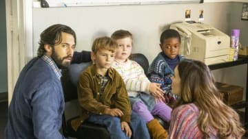 THIS IS US -- "Four Fathers" Episode 603 -- Pictured: (l-r) Milo Ventimiglia as Jack, Kaz Womack as Kevin, Isabella Rose Landau as Kate, Ca’Ron Jaden Coleman as Randall, Mandy Moore as Rebecca -- (Photo by: Ron Batzdorff/NBC)