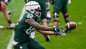 Michigan State's Kameron Allen catches a pass during the spring football game on Saturday, April 24, 2021, at Spartan Stadium in East Lansing.210424 Msu Spring Game 077a