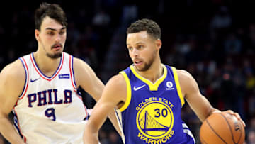 PHILADELPHIA, PA - NOVEMBER 18: Stephen Curry