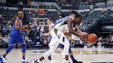 INDIANAPOLIS, IN - DECEMBER 04: Darren Collison #2 of the Indiana Pacers goes for a loose ball against the New York Knicks in the first half of a game at Bankers Life Fieldhouse on December 4, 2017 in Indianapolis, Indiana. NOTE TO USER: User expressly acknowledges and agrees that, by downloading and or using the photograph, User is consenting to the terms and conditions of the Getty Images License Agreement. (Photo by Joe Robbins/Getty Images)