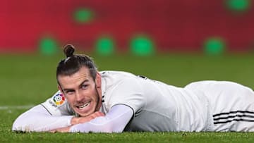 BARCELONA, SPAIN - FEBRUARY 06: Gareth Bale of Real Madrid CF reacts on the pitch after missing a chance to score during the Copa del Semi Final first leg match between Barcelona and Real Madrid at Nou Camp on February 06, 2019 in Barcelona, Spain. (Photo by Alex Caparros/Getty Images)