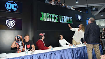SAN DIEGO, CA - JULY 22: (L-R) Actors Ray Fisher, Ezra Miller Gal Gadot, and Jason Momoa during the 'Justice League' autograph signing at Comic-Con International 2017 at San Diego Convention Center on July 22, 2017 in San Diego, California. (Photo by Mike Coppola/Getty Images)