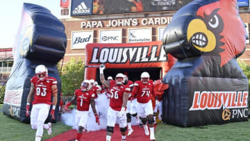 Sep 1, 2016; Louisville, KY, USA; The Louisville Cardinals take the field before the first quarter against the Charlotte 49ers at Papa John