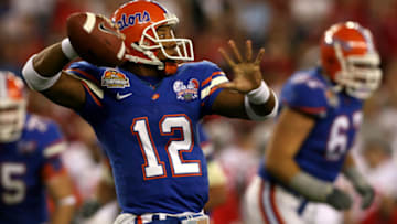 Jan 8, 2007; Glendale, AZ, USA; Florida Gators quarterback Chris Leak (12) passes in the first half of the BCS National Championship game against the Ohio State Buckeyes at the University of Phoenix Stadium. Mandatory Credit: Jason Parkhurst-USA TODAY Sports Copyright © 2006 Jason Parkhurst