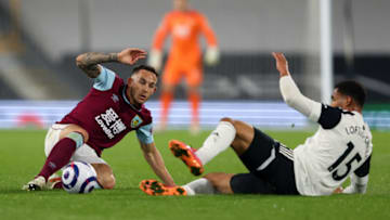 Josh Brownhill of Burnley and Ruben Loftus-Cheek of Fulham (Photo by Marc Atkins/Getty Images)
