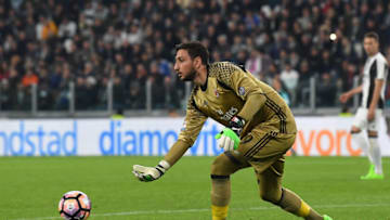 TURIN, ITALY - MARCH 10: Gianluigi Donnarumma of AC Milan shoots the ball during the Serie A match between Juventus FC and AC Milan at Juventus Stadium on March 10, 2017 in Turin, Italy. (Photo by Valerio Pennicino/Getty Images)