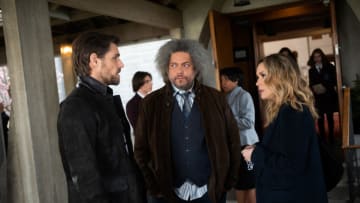 Brazen. (L-R) Sam Page as Ed, Matthew Finlan as Jerald, Malachi Weir as Ben, Lossen Chambers as Stacey, Alyssa Milano as Grace in Brazen. Cr. Sergei Bachlakov/Netflix © 2021