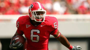 ATHENS, GA - SEPTEMBER 16: Georgia football running back Kregg Lumpkin (#6) runs for a touchdown against the UAB Blazers on September 16, 2006 at Sanford Stadium in Athens, Georgia. Georgia defeated UAB 34-0. (Photo by Streeter Lecka/Getty Images)