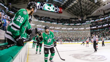 DALLAS, TX - FEBRUARY 27: Dallas Stars center Tyler Seguin (91) celebrates scoring a goal with his teammates during the game between the Dallas Stars and the Calgary Flames on February 27, 2018 at the American Airlines Center in Dallas, TX. Dallas defeats Calgary 2-0. (Photo by Matthew Pearce/Icon Sportswire via Getty Images)