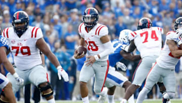 LEXINGTON, KY - NOVEMBER 04: Jordan Ta'amu
