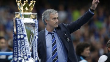 Chelsea's former manager Jose Mourinho (R) (Photo credit should read ADRIAN DENNIS/AFP via Getty Images)