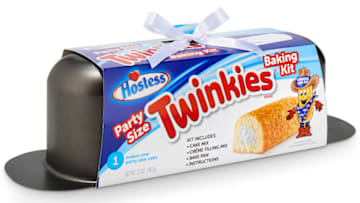 Walmart Holiday Food Gift Assortment. Image courtesy Walmart