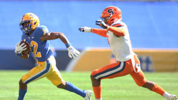 Syracuse football (Mandatory Credit: Charles LeClaire-USA TODAY Sports)