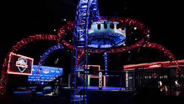 PFL cage (via PFL/Eric Coleman)