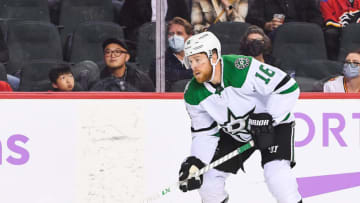 CALGARY, AB - NOVEMBER 4: Joe Pavelski #16 of the Dallas Stars in action against the Calgary Flames during an NHL game at Scotiabank Saddledome on November 4, 2021 in Calgary, Alberta, Canada. The Dallas Stars defeated the Flames 4-3 in overtime. (Photo by Derek Leung/Getty Images)