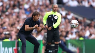 LONDON, ENGLAND - SEPTEMBER 03: Antonio Conte, Manager of Tottenham Hotspur throws the ball during the Premier League match between Tottenham Hotspur and Fulham FC at Tottenham Hotspur Stadium on September 03, 2022 in London, England. (Photo by Warren Little/Getty Images)