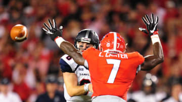 ATHENS, GA - SEPTEMBER 16: Lorenzo Carter