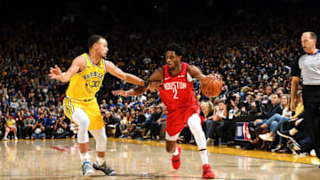 OAKLAND, CA - JANUARY 3: Brandon Knight #2 of the Houston Rockets handles the ball against the Golden State Warriors on January 3, 2019 at ORACLE Arena in Oakland, California. NOTE TO USER: User expressly acknowledges and agrees that, by downloading and or using this photograph, user is consenting to the terms and conditions of Getty Images License Agreement. Mandatory Copyright Notice: Copyright 2019 NBAE (Photo by Noah Graham/NBAE via Getty Images)