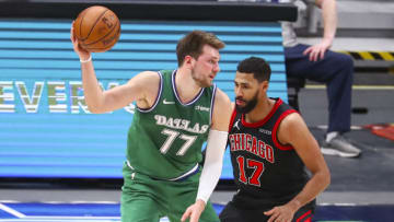 Luka Doncic, Garrett Temple, Chicago Bulls Mandatory Credit: Kevin Jairaj-USA TODAY Sports