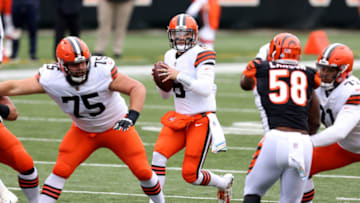 CINCINNATI, OHIO - OCTOBER 25: Baker Mayfield #6 of the Cleveland Browns looks to pass the ball in the game against the Cincinnati Bengals at Paul Brown Stadium on October 25, 2020 in Cincinnati, Ohio. (Photo by Justin Casterline/Getty Images)