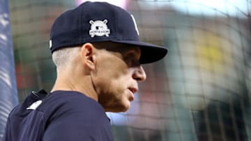 HOUSTON, TX - OCTOBER 21: Joe Girardi