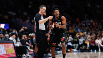 Miami Heat guard Kyle Lowry (7) argues a call with referee Kevin Scott (24) in the second quarter(Isaiah J. Downing-USA TODAY Sports)