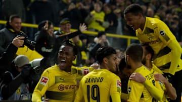 DORTMUND, GERMANY - FEBRUARY 10: Mario Goetze of Dortmund celebrates after scoring his team`s second goal with Michy Batshuayi of Dortmund during the Bundesliga match between Borussia Dortmund and Hamburger SV at Signal Iduna Park on February 10, 2018 in Dortmund, Germany. (Photo by TF-Images/Getty Images)