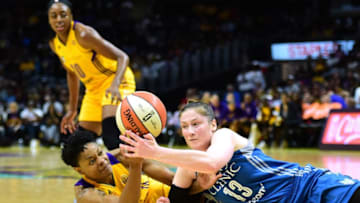 LOS ANGELES, CA - OCTOBER 16: Guard Lindsay Whalen