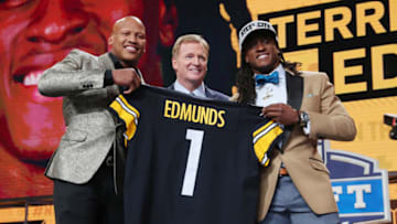 ARLINGTON, TX - APRIL 26: Terrell Edmunds of Virginia Tech (R) poses with Pittsburgh Steelers linebacker Ryan Shazier (L) and NFL Commissioner Roger Goodell (C) after being picked #28 overall by the Pittsburgh Steelers during the first round of the 2018 NFL Draft at AT&T Stadium on April 26, 2018 in Arlington, Texas. (Photo by Tom Pennington/Getty Images)
