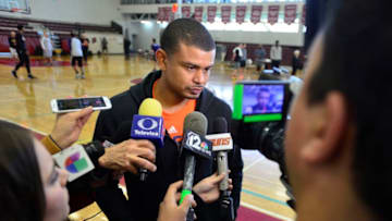 MEXICO CITY, MEXICO - JANUARY 13: Earl Watson of the Phoenix Suns talks to the media after practice as part of NBA Global Games at The American School on January 13, 2017 in Mexico City, Mexico. NOTE TO USER: User expressly acknowledges and agrees that, by downloading and or using this Photograph, user is consenting to the terms and conditions of the Getty Images License Agreement. Mandatory Copyright Notice: Copyright 2017 NBAE (Photo by Barry Gossage/NBAE via Getty Images)
